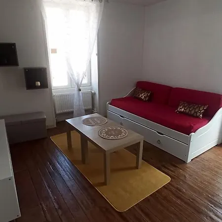 Holiday home Charmante Petite Maison Meublee *